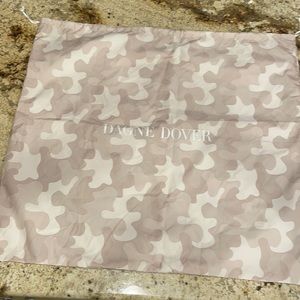 Dagne Dover camouflage Duster / dust bag - large LIKE NEW